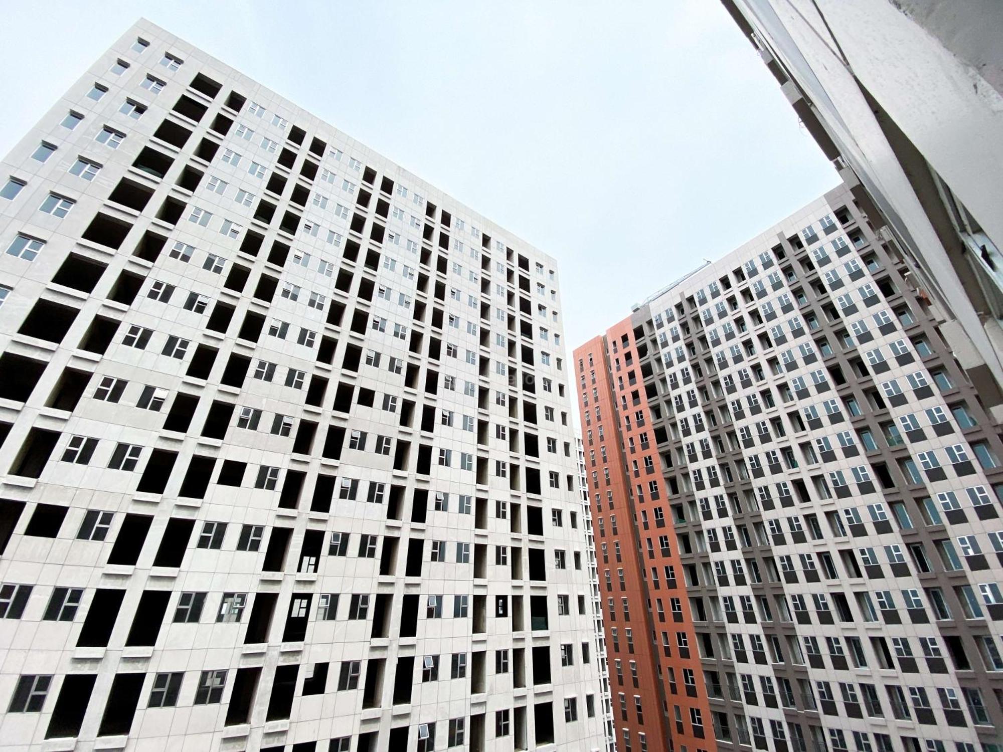 Homey And Well Design Transpark Juanda Timur By Travelio * Bekasi
